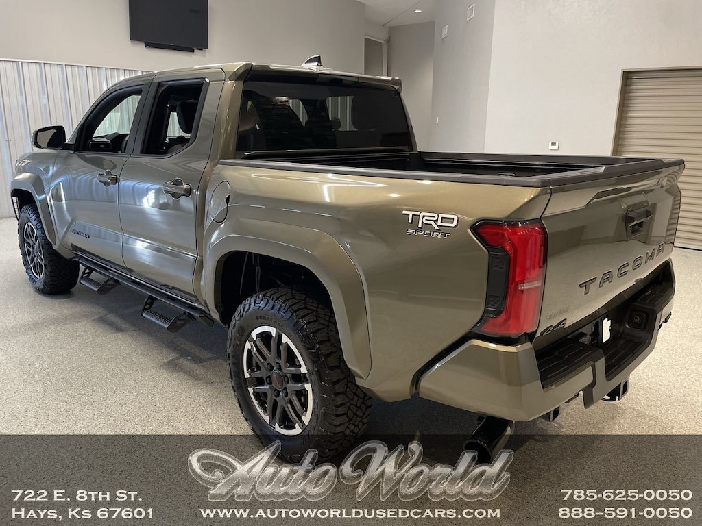 Used 2026 Toyota Tacoma 4WD TRD Sport TRD Sport Double Cab 5 Bed AT