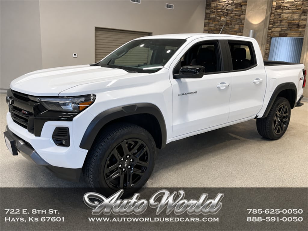 Used 2024 Chevrolet Colorado Z71 Truck Crew Cab