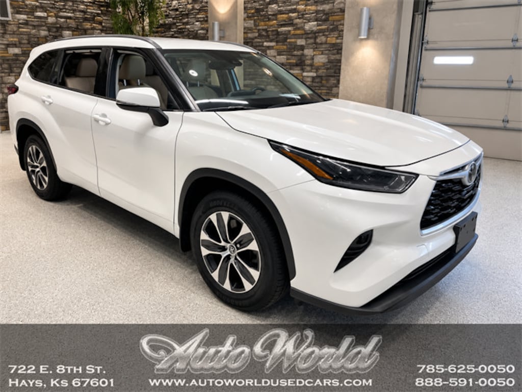Used 2021 Toyota Highlander XLE SUV