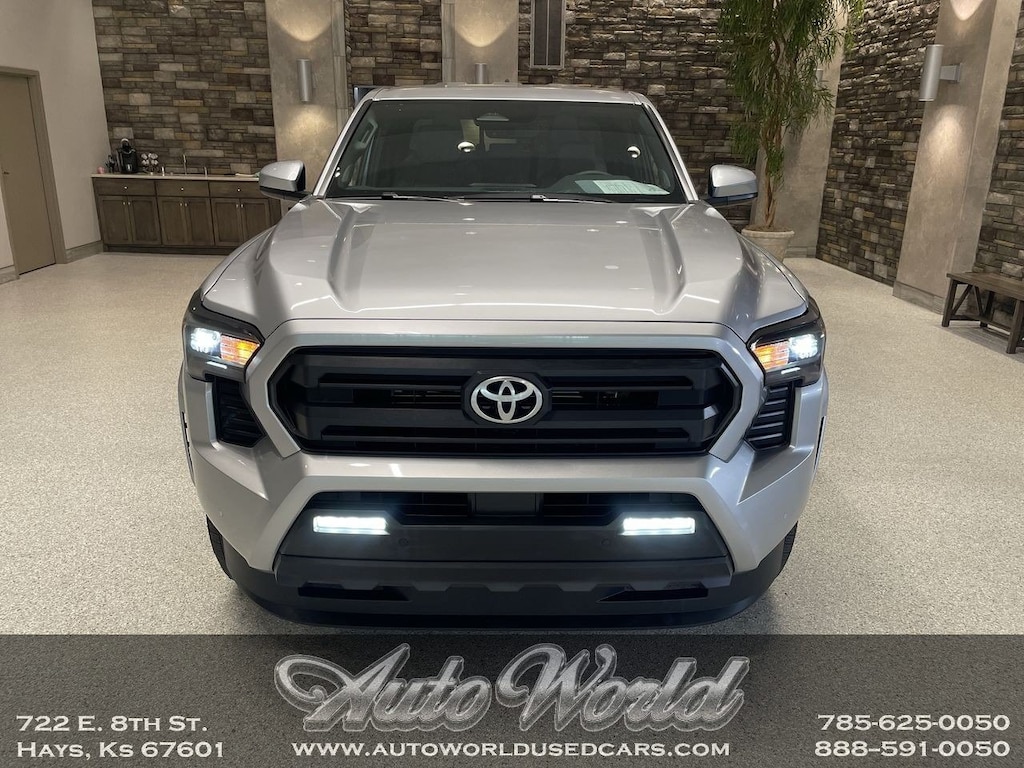 Used 2025 Toyota Tacoma 4WD SR5 SR5 Double Cab 5 Bed AT
