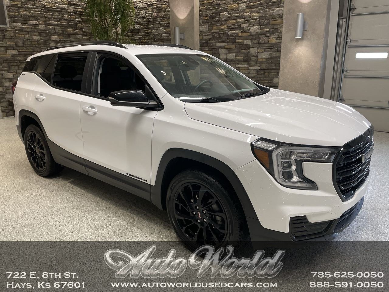 2023 GMC Terrain SLE