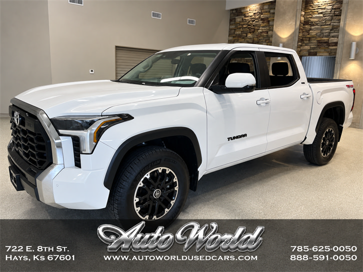 Used 2024 Toyota Tundra 4WD SR5 SR5 CrewMax 5.5 Bed