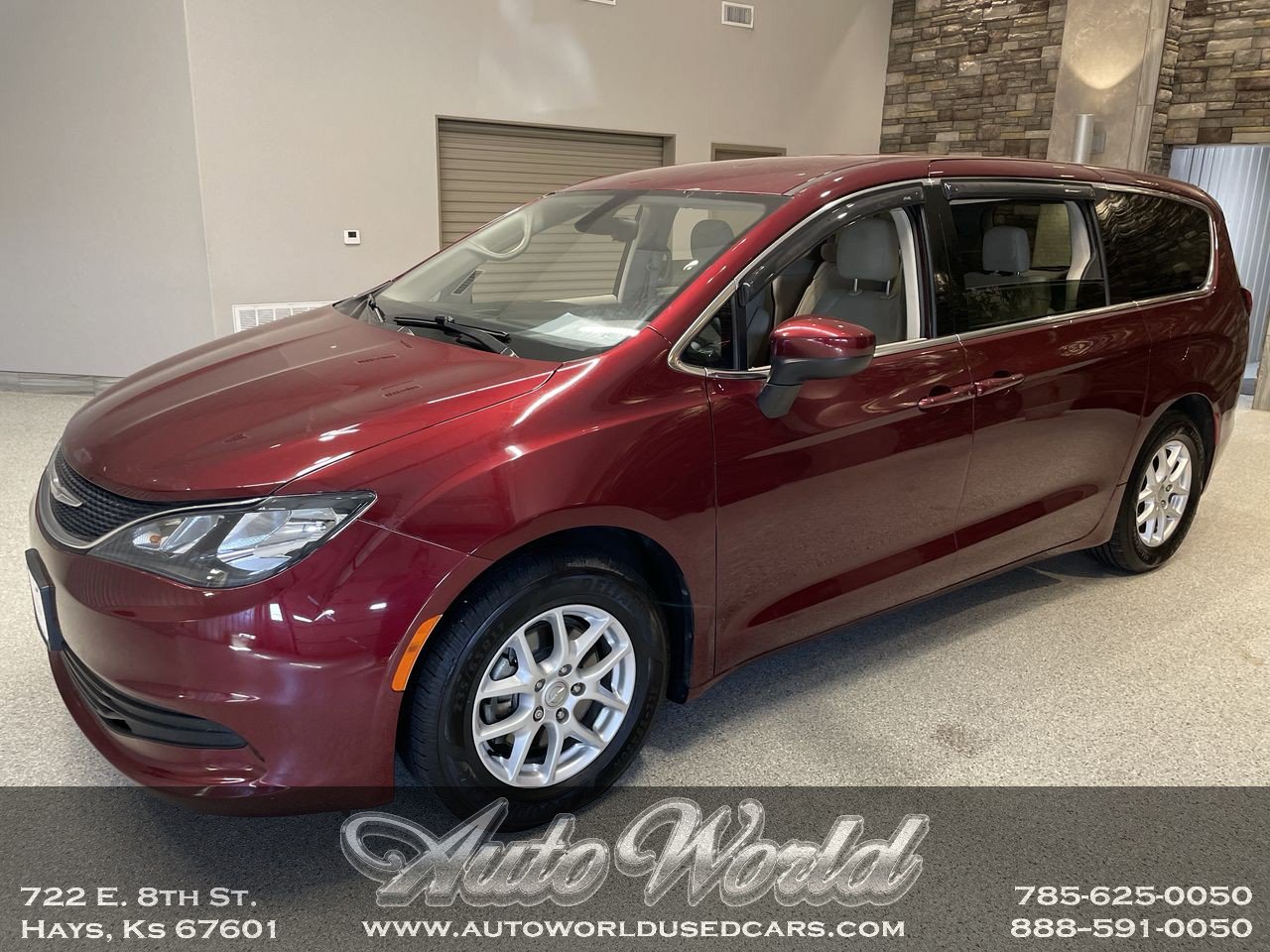 Used 2017 Chrysler Pacifica Touring Van