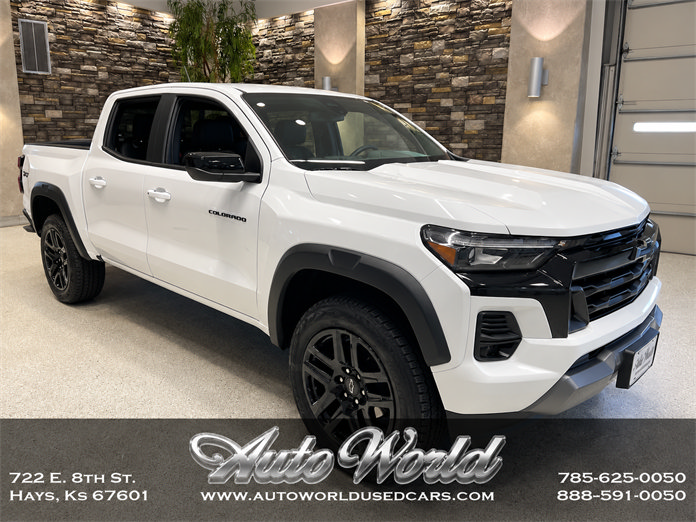 Used 2024 Chevrolet Colorado Z71 Truck Crew Cab