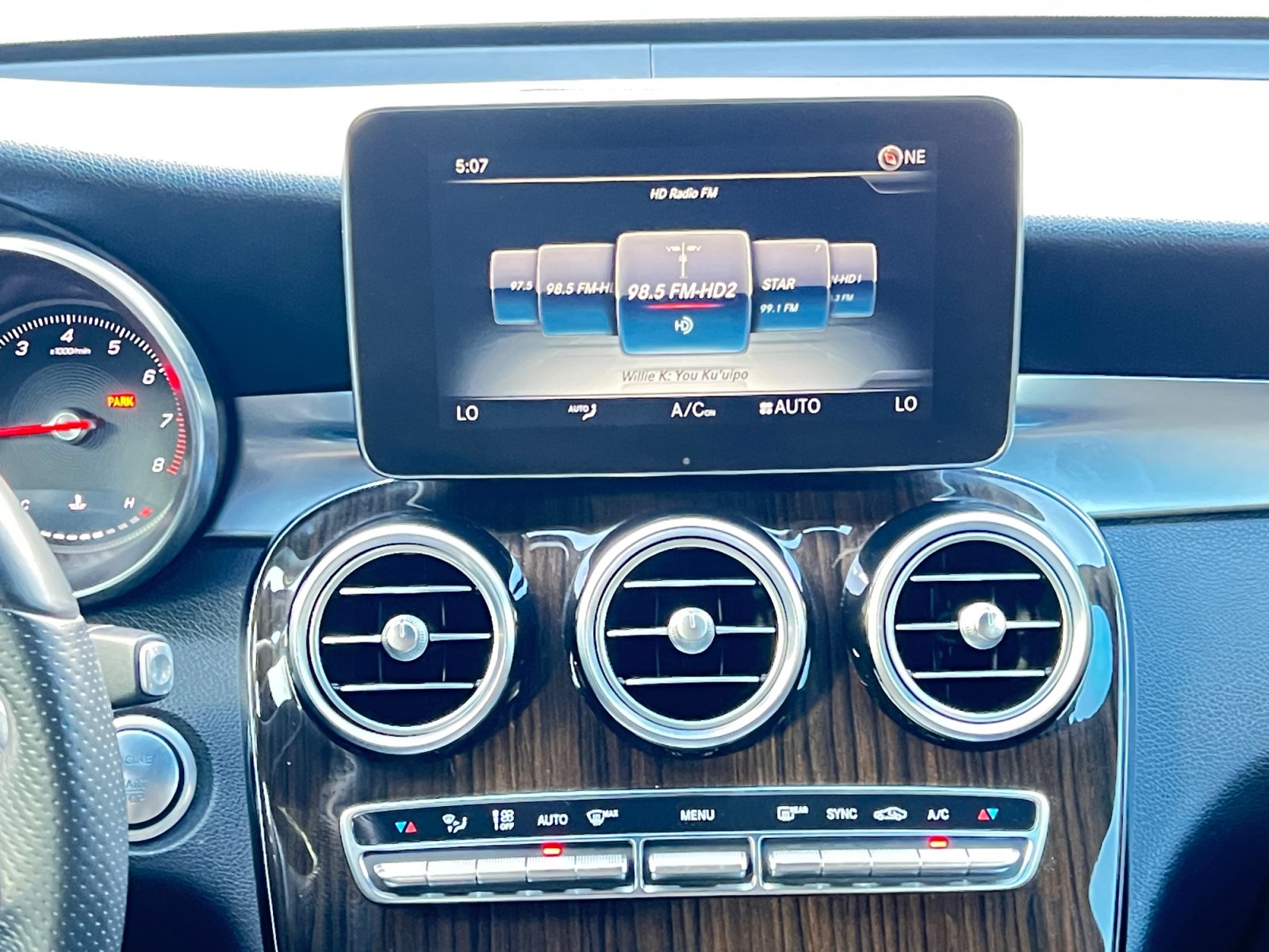 2019 Mercedes-Benz GLC GLC300 - Photo 16