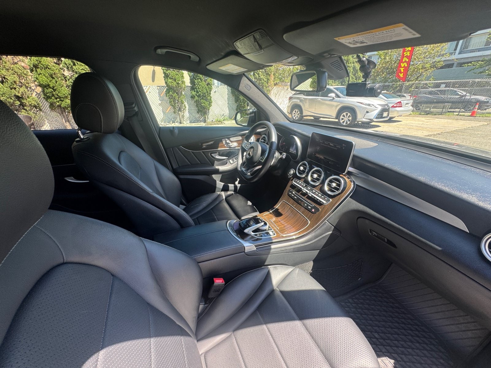 2019 Mercedes-Benz GLC GLC300 - Photo 24