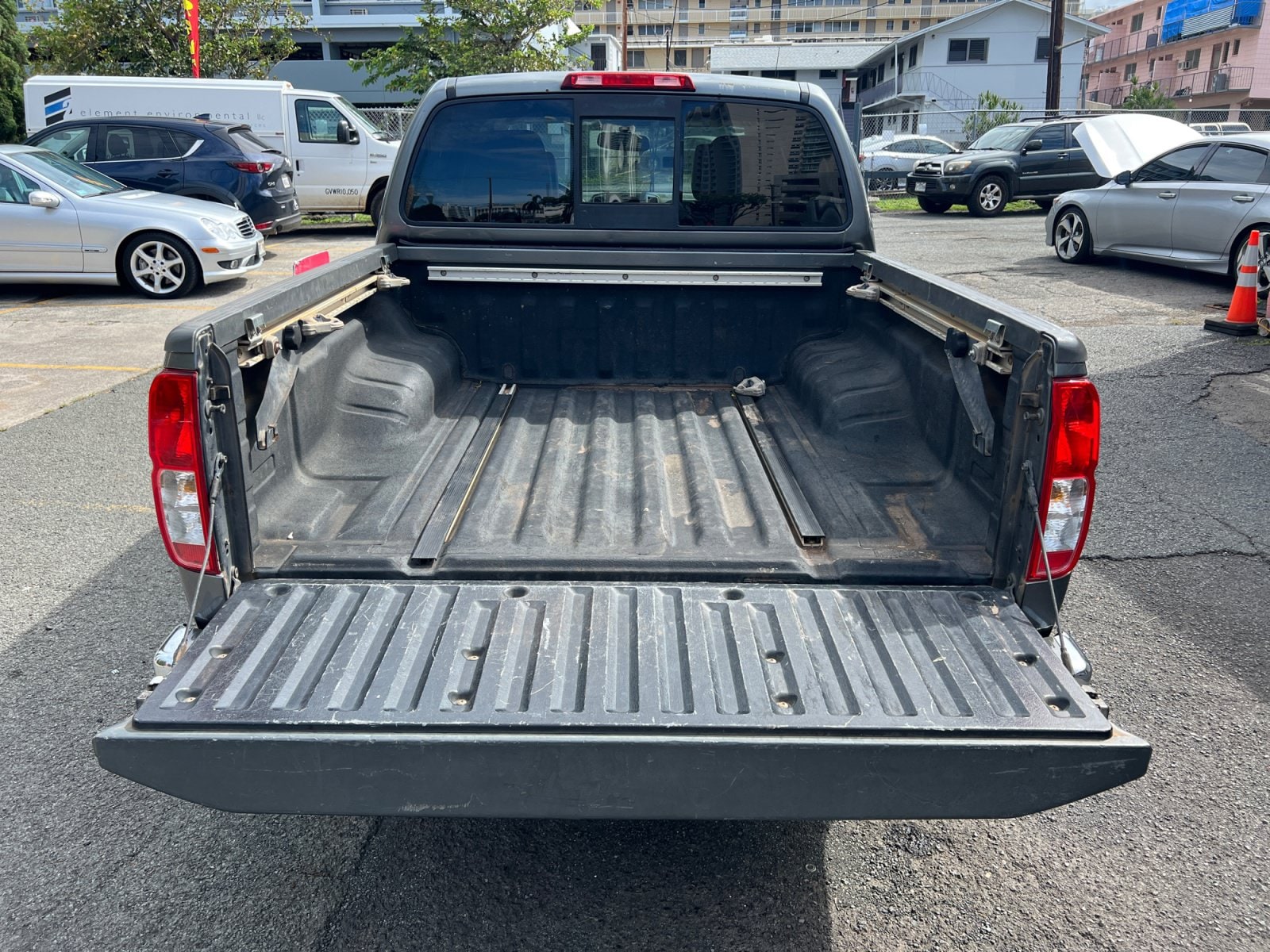 2016 Nissan Frontier SL - Photo 17