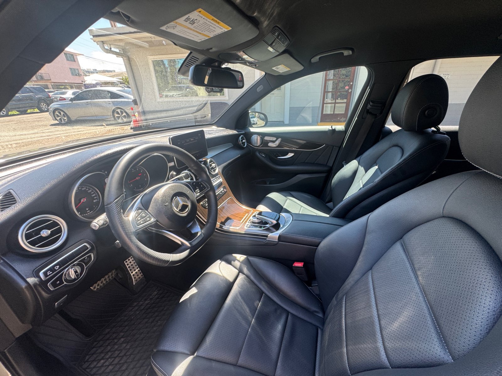 2019 Mercedes-Benz GLC GLC300 - Photo 22