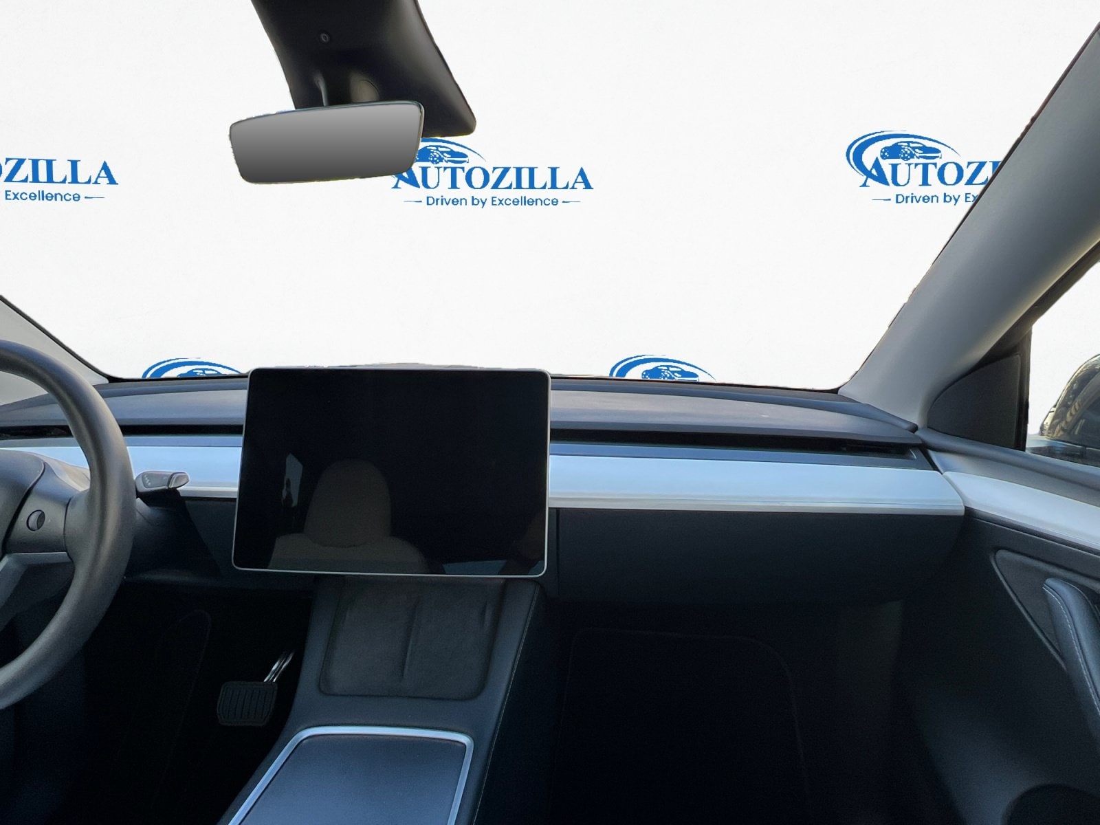 2023 Tesla Model Y Long Range - Photo 11