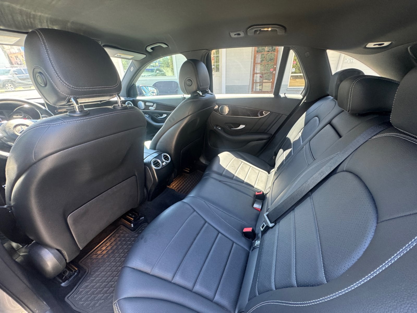 2019 Mercedes-Benz GLC GLC300 - Photo 23