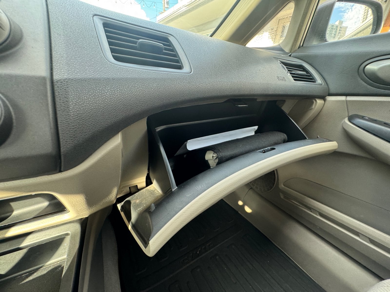 2011 Honda Civic LX - Photo 21