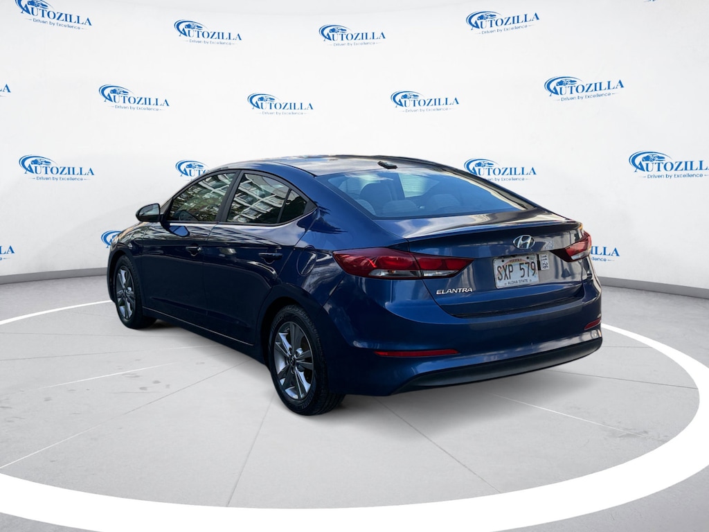 Used 2017 Hyundai Elantra SE Sedan