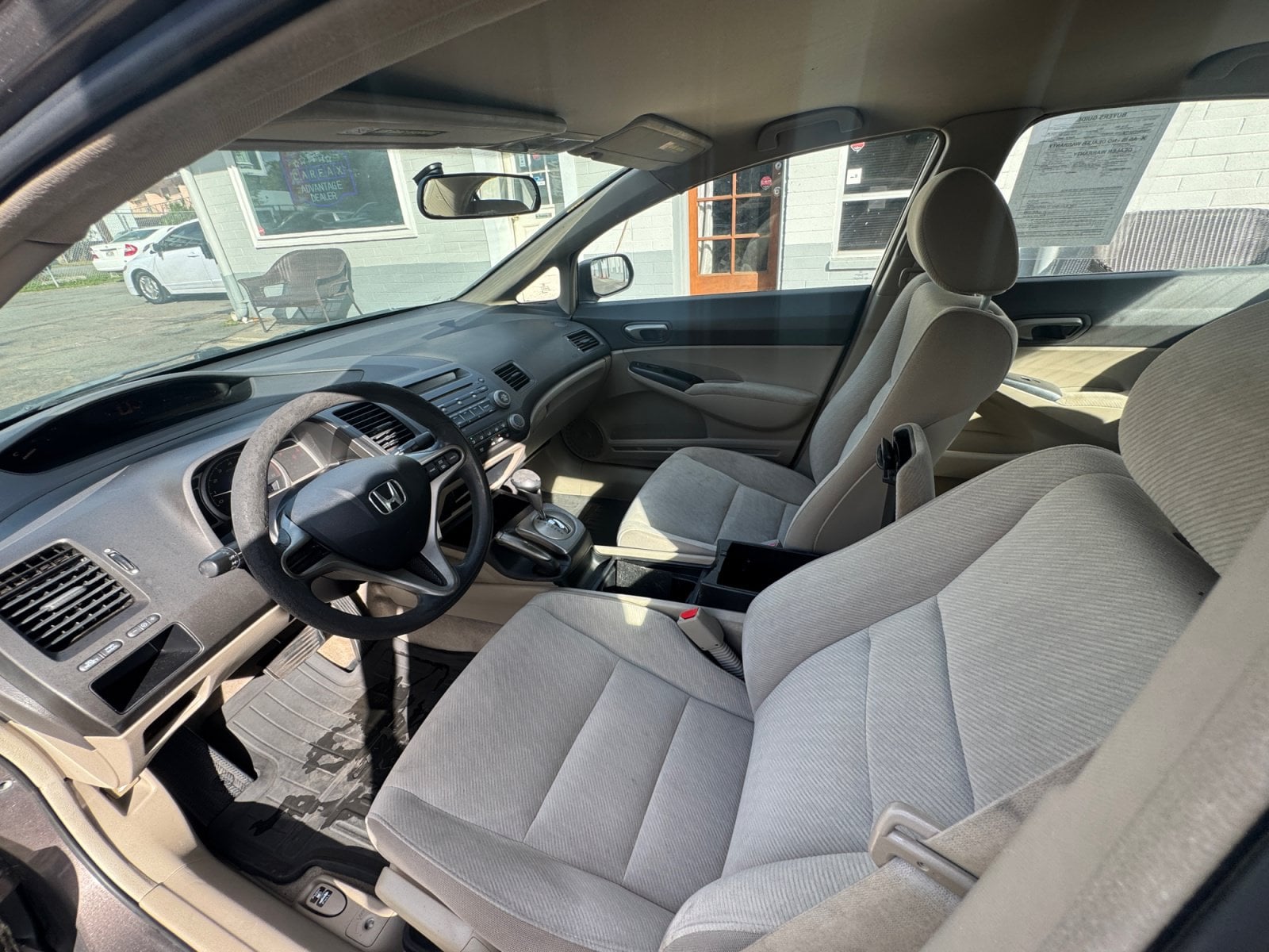 2011 Honda Civic LX - Photo 23