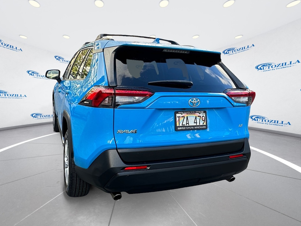 Used 2019 Toyota RAV4 LE LE FWD