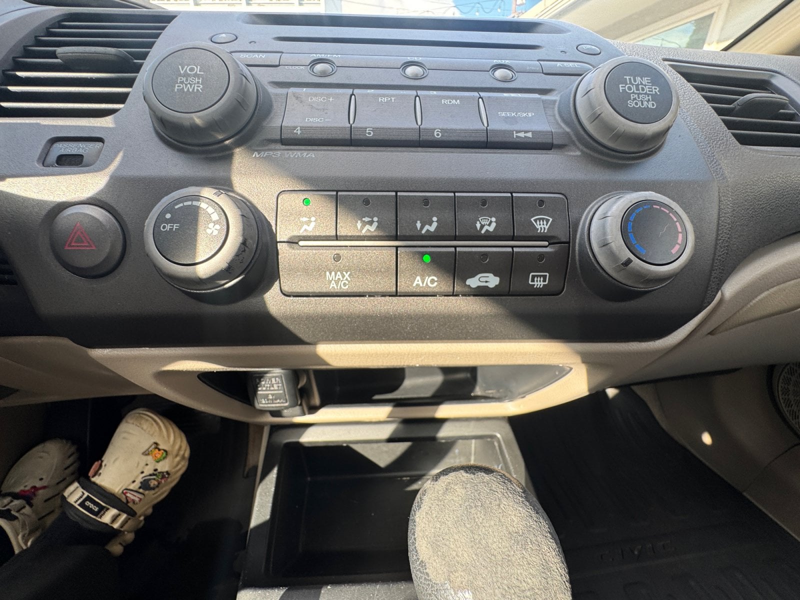 2011 Honda Civic LX - Photo 19
