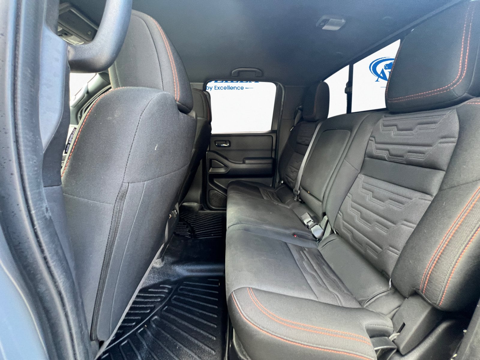 2023 Nissan Frontier PRO-4X - Photo 10