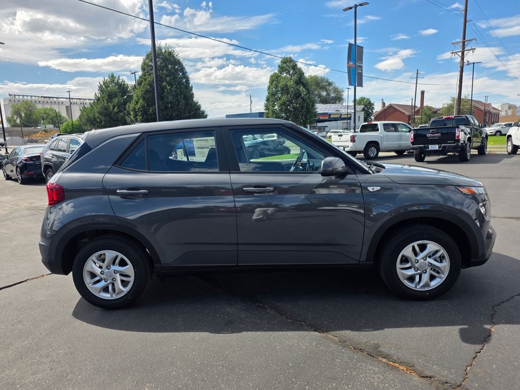 Used 2026 Hyundai Venue SE SUV
