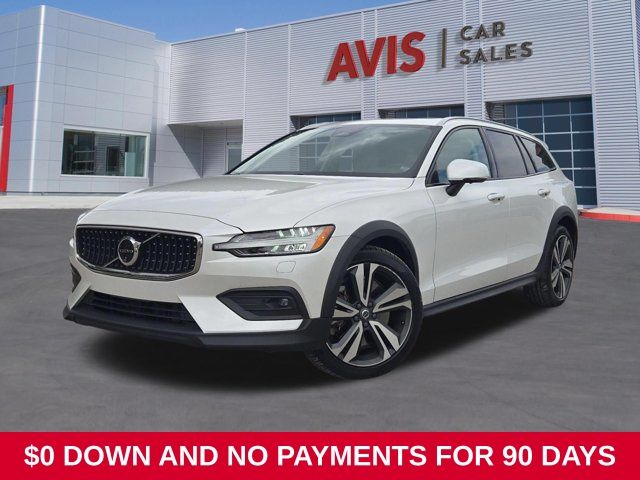 2025 Volvo V60 Cross Country