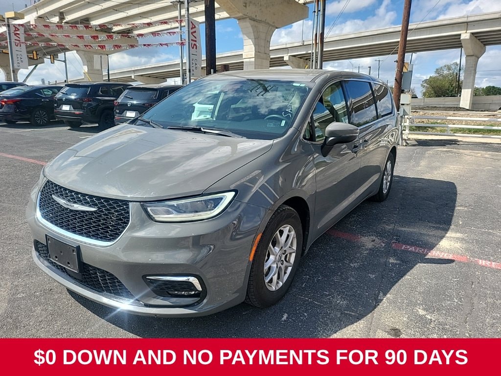 2023 Chrysler Pacifica Touring L