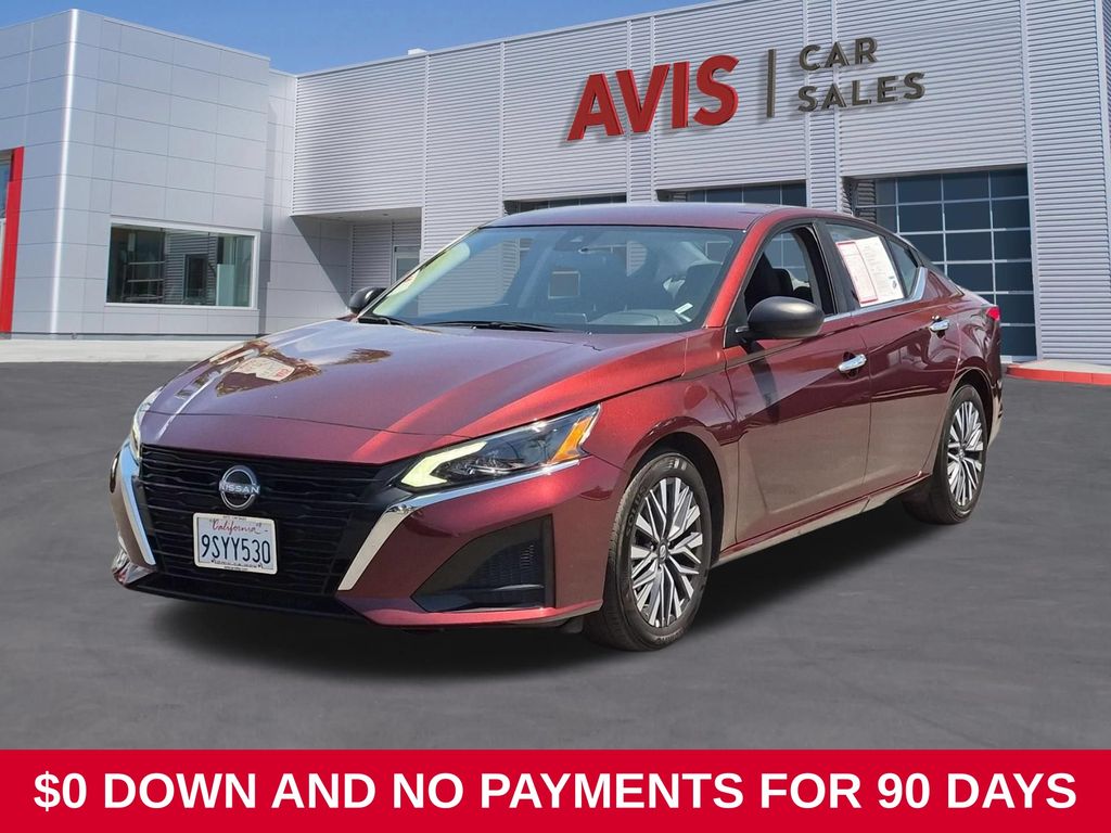 2025 Nissan Altima SV