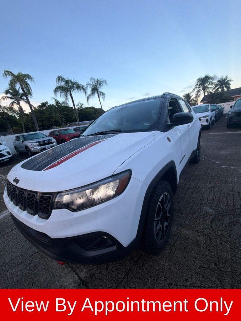 2025 Jeep Compass Trailhawk