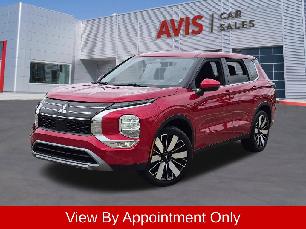2025 Mitsubishi Outlander SE