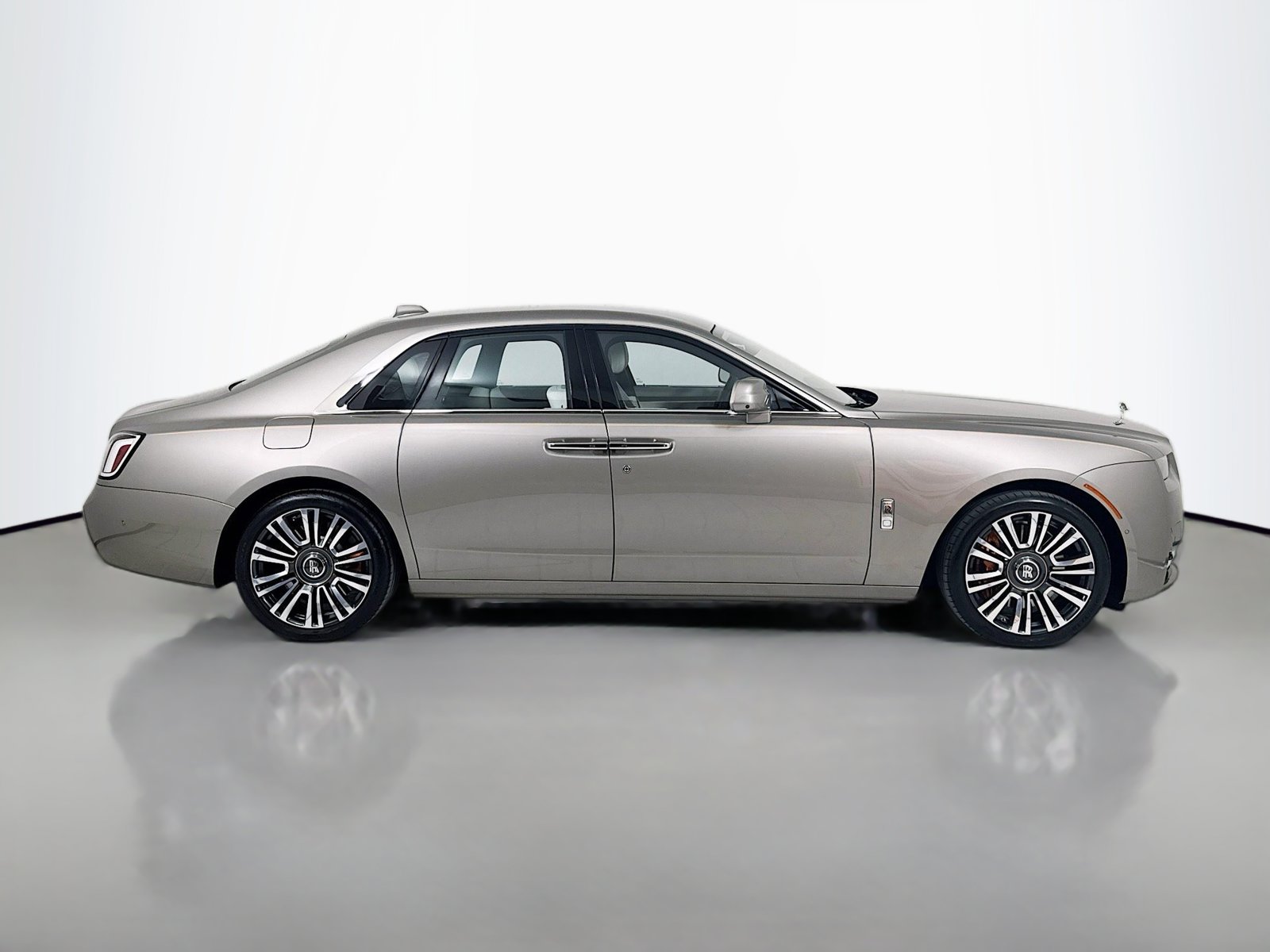 2025 Rolls-Royce Ghost Base - Photo 10