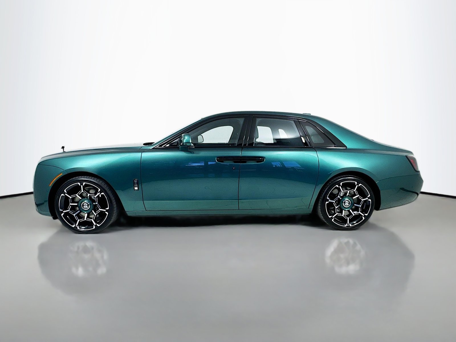 2026 Rolls-Royce Ghost Black Badge - Photo 6