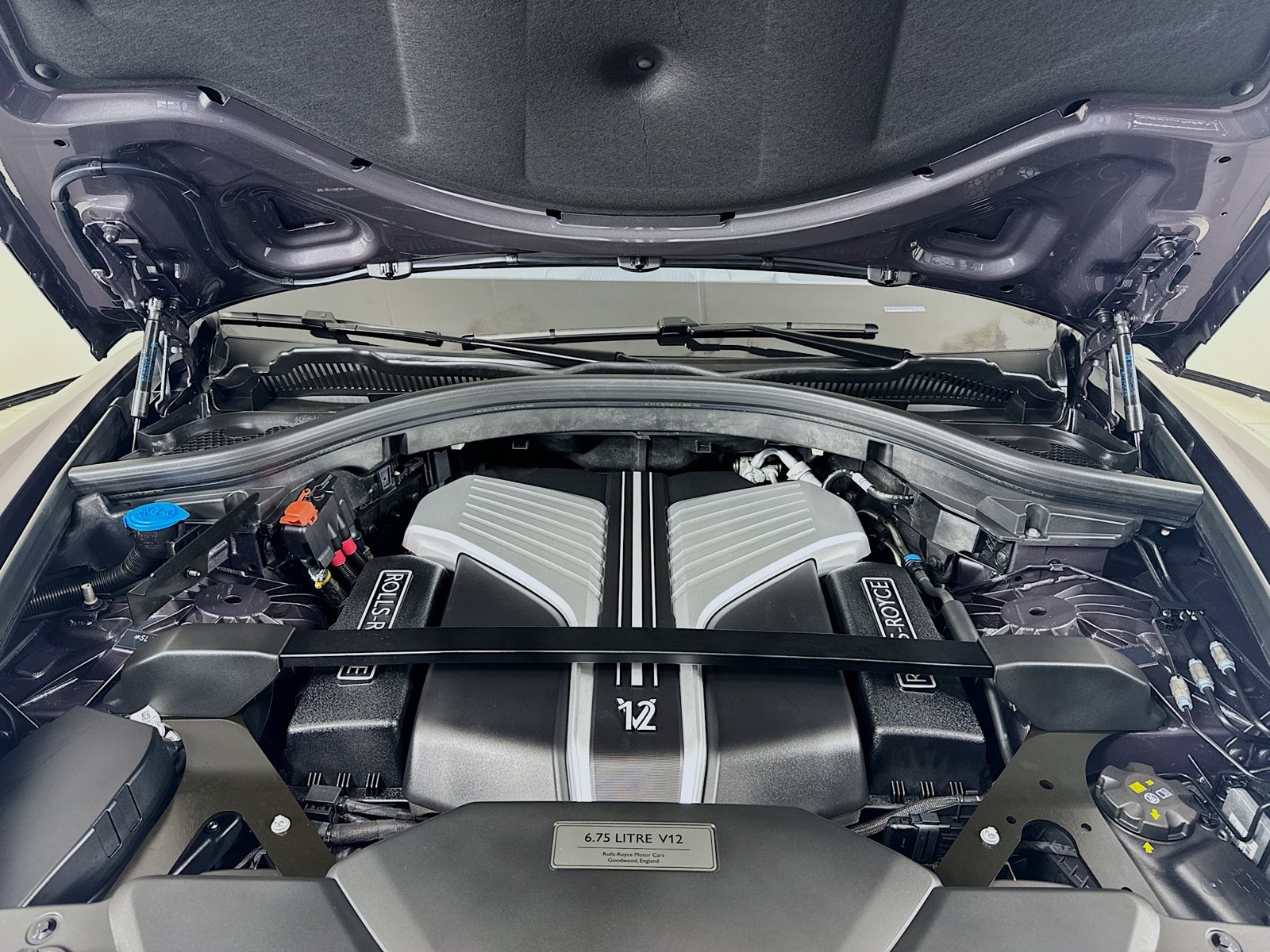 2026 Rolls-Royce Cullinan Base - Photo 31