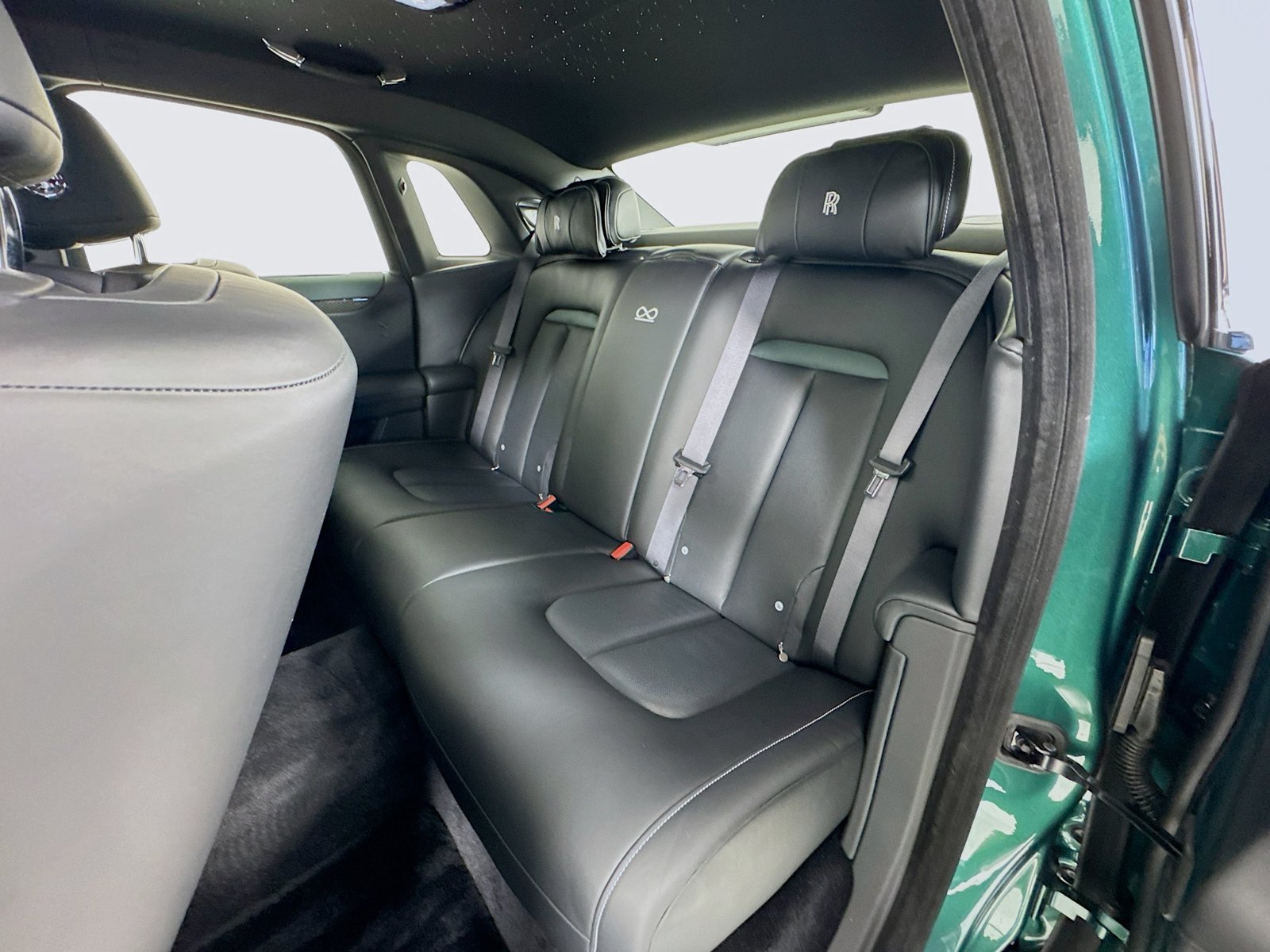 2026 Rolls-Royce Ghost Black Badge - Photo 26