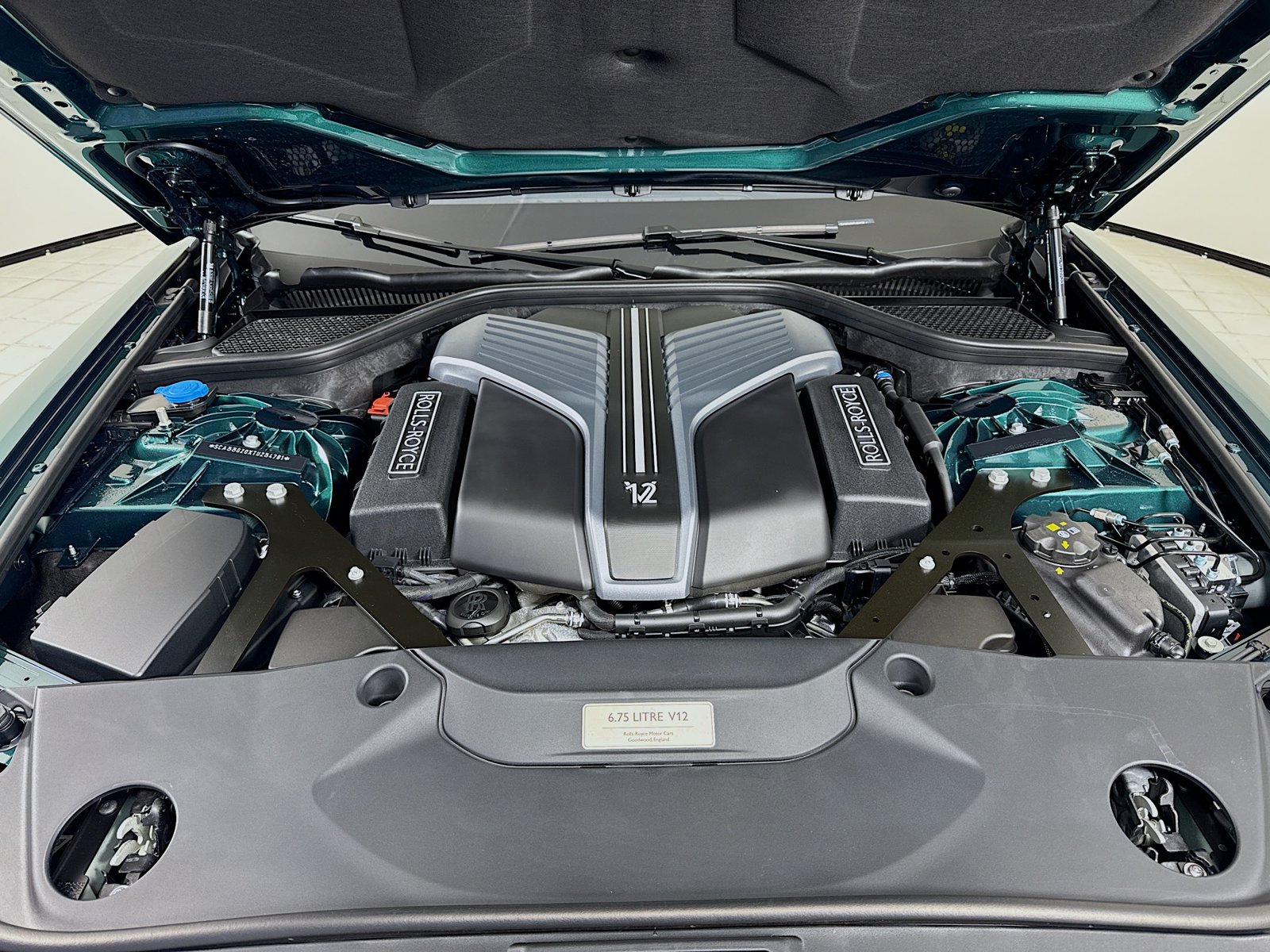 2026 Rolls-Royce Ghost Black Badge - Photo 32