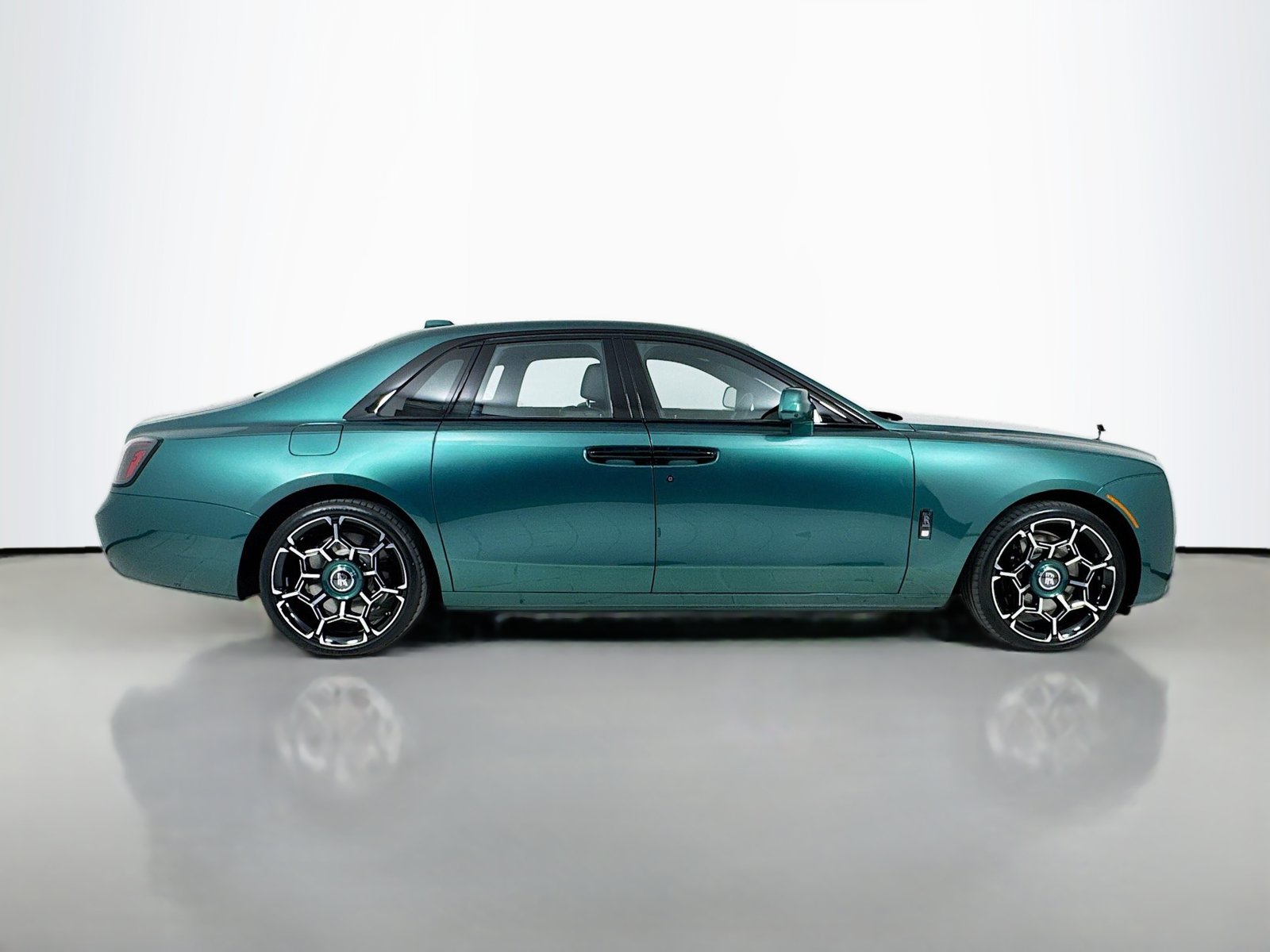 2026 Rolls-Royce Ghost Black Badge - Photo 10