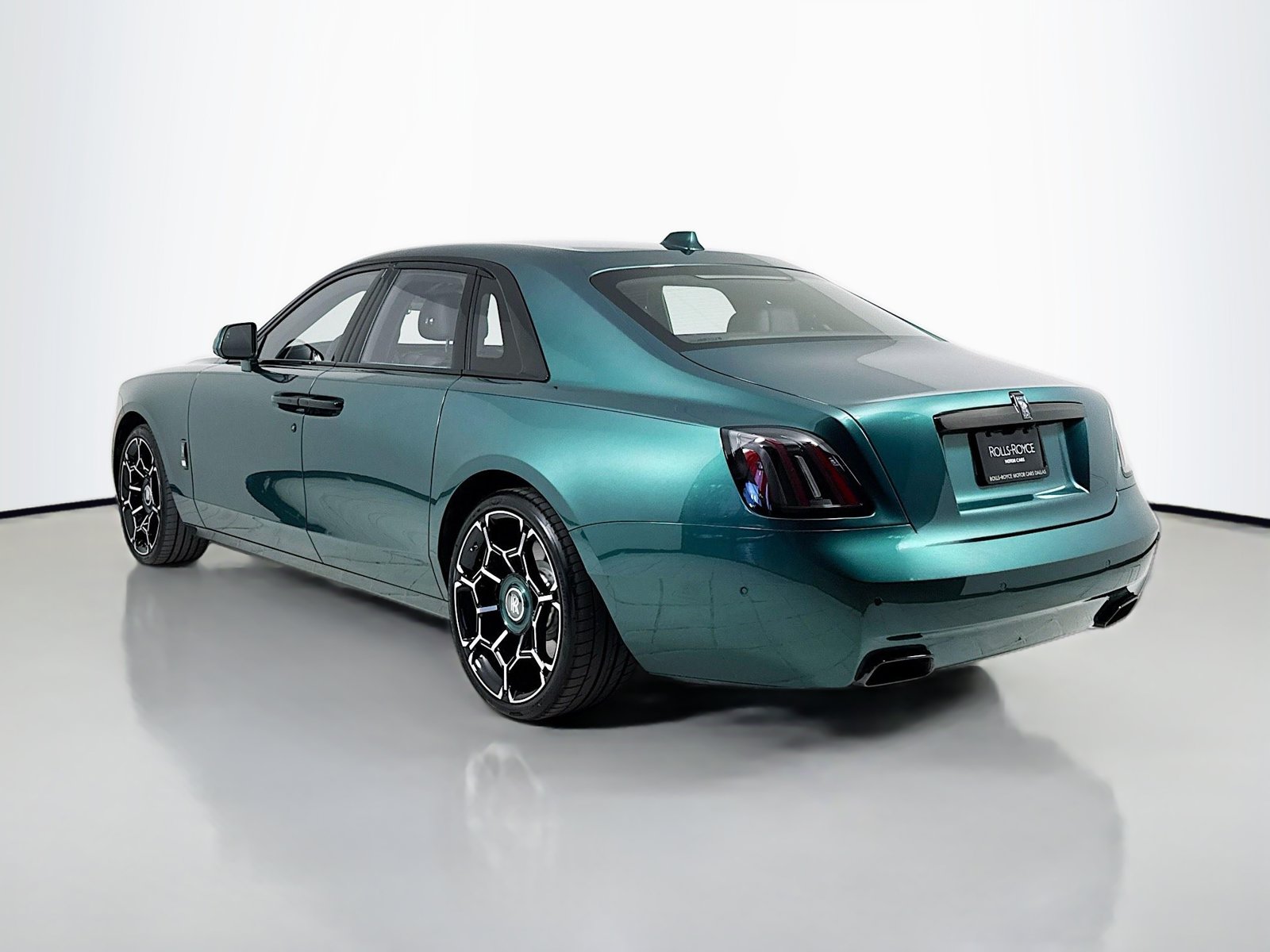 2026 Rolls-Royce Ghost Black Badge - Photo 7