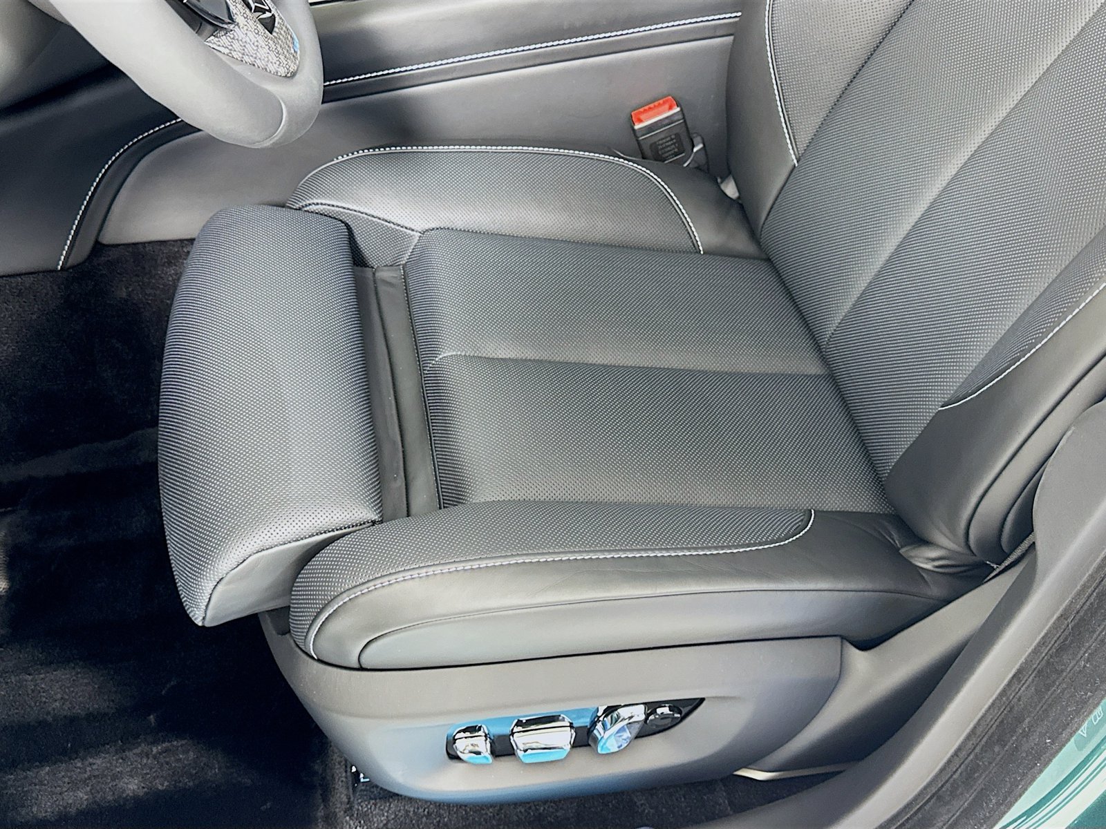 2026 Rolls-Royce Ghost Black Badge - Photo 20