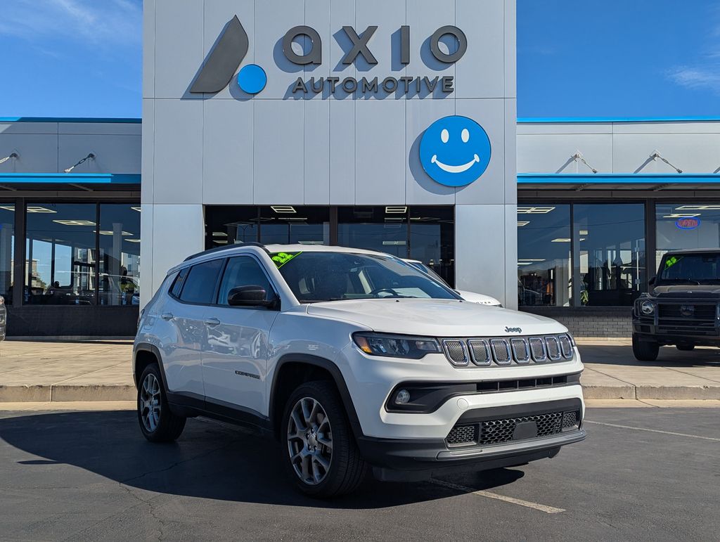 2022 Jeep Compass Latitude Lux
