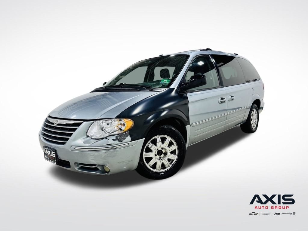 Used 2006 Chrysler Town & Country Limited Minivan/Van