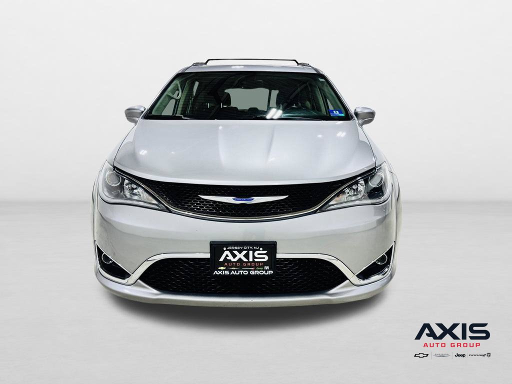 Used 2018 Chrysler Pacifica Touring L Plus Minivan/Van