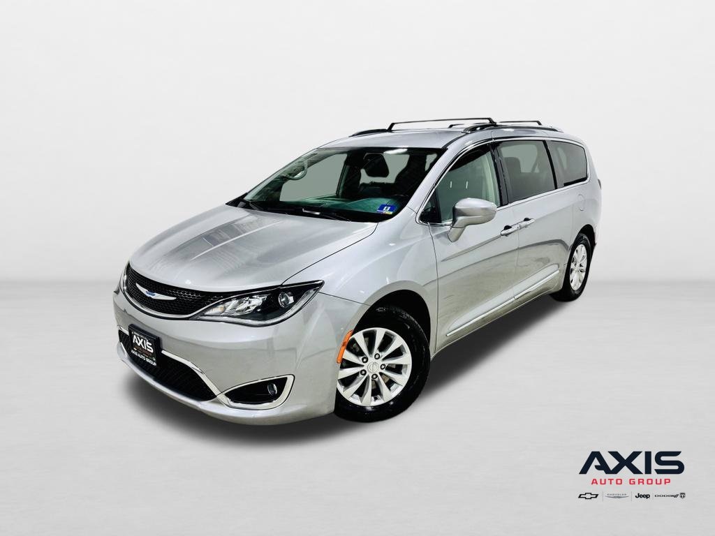 Used 2018 Chrysler Pacifica Touring L Plus Minivan/Van
