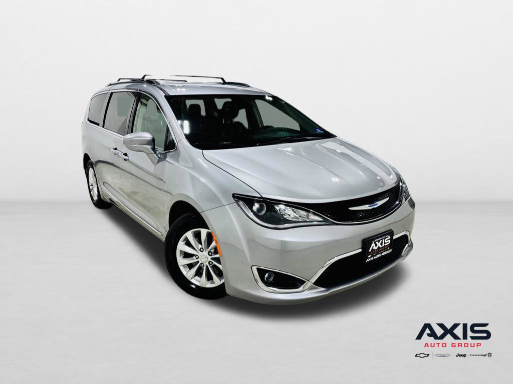 Used 2018 Chrysler Pacifica Touring L Plus Minivan/Van