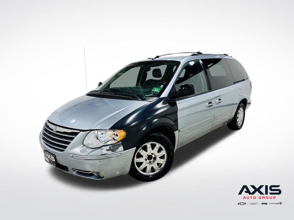 Used 2006 Chrysler Town & Country Limited Minivan/Van