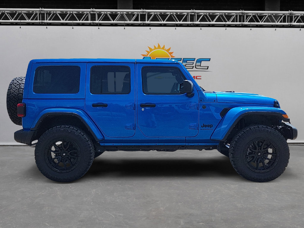 Used 2025 Jeep Wrangler Sahara SUV