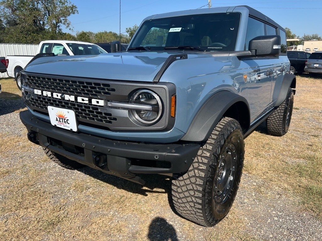New 2024 Ford Bronco Badlands SUV
