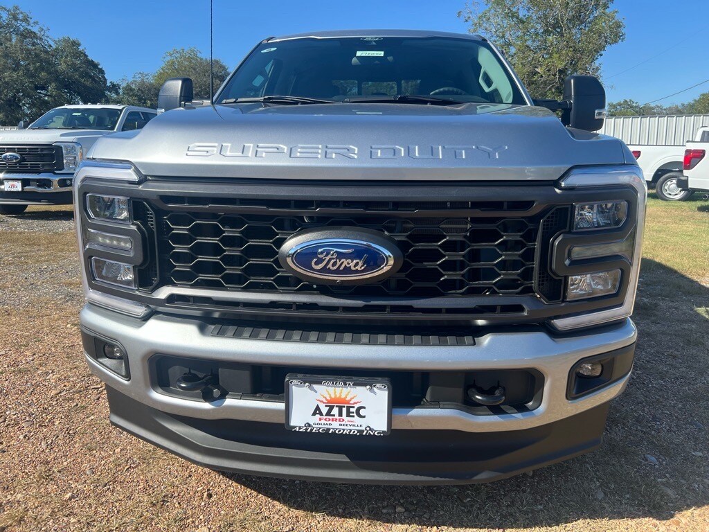 New 2024 Ford F-250 Truck Crew Cab