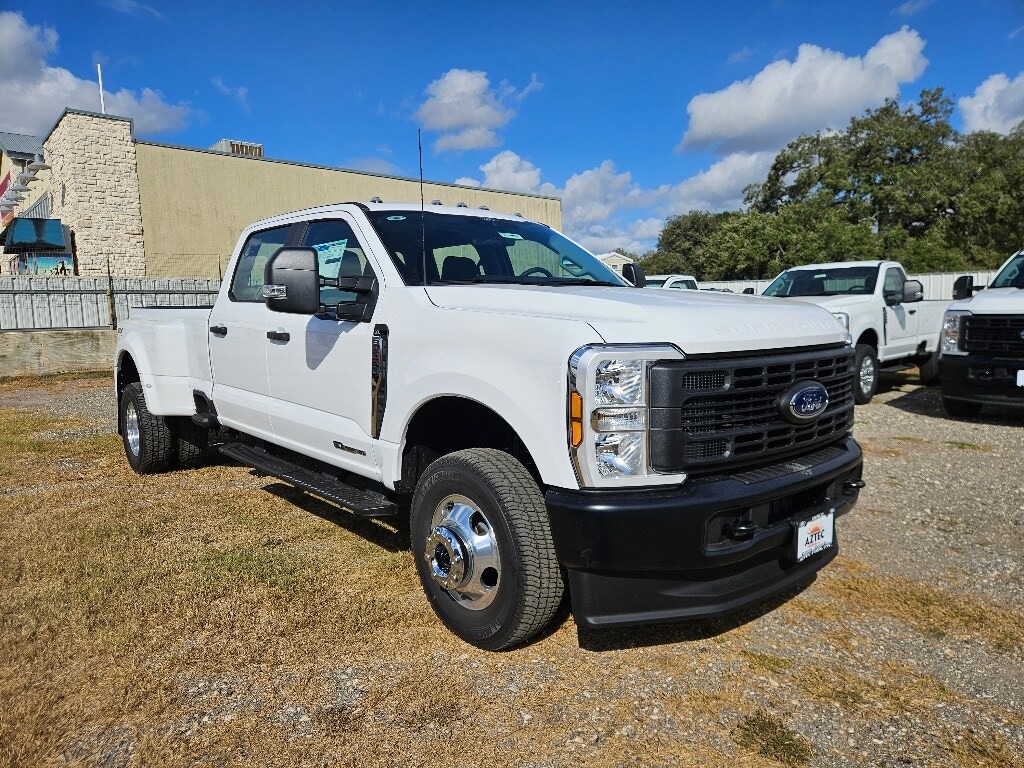 New 2024 Ford F-350 Truck Crew Cab