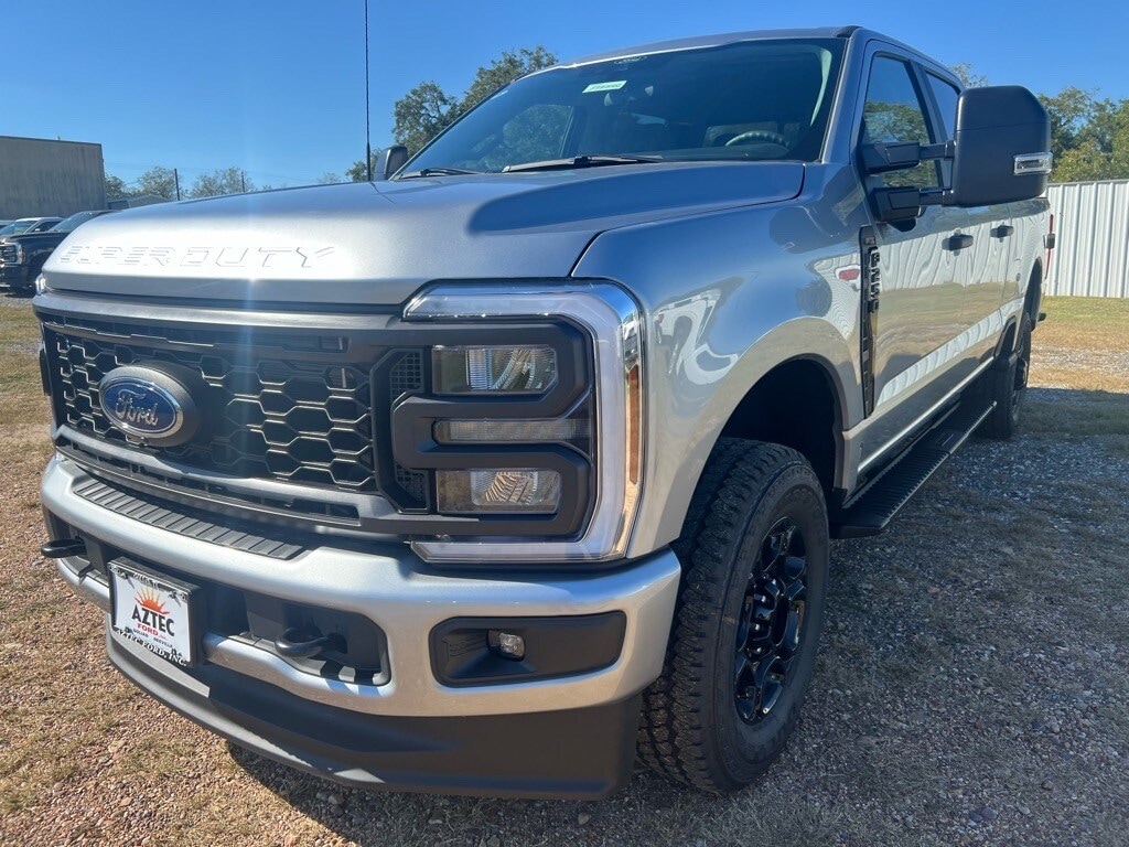 New 2024 Ford F-250 Truck Crew Cab