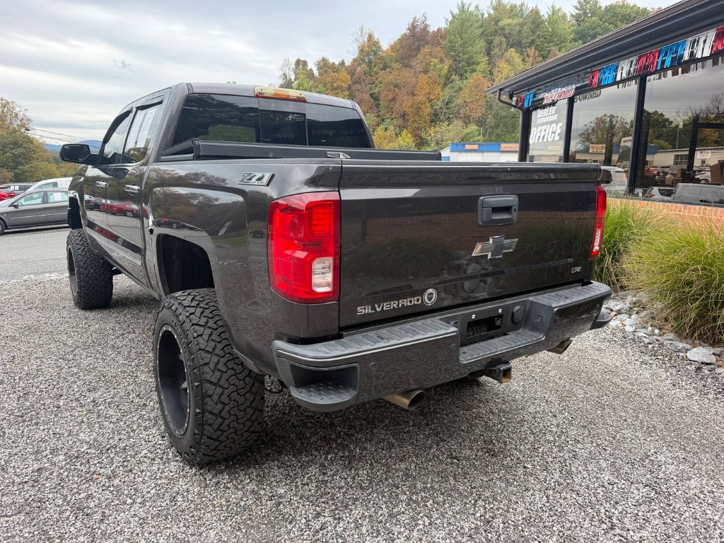 Used 2016 Chevrolet Silverado 1500 LTZ 4WD Crew Cab 143.5 LTZ w/2LZ