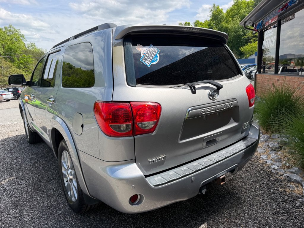 Used 2010 Toyota Sequoia Platinum RWD LV8 6-Spd AT Platinum