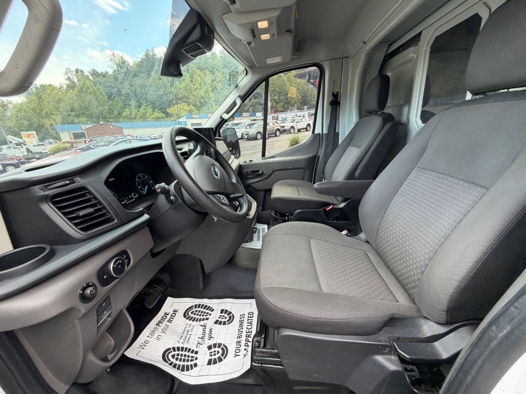 2022 Ford Transit Cutaway Base - Photo 26