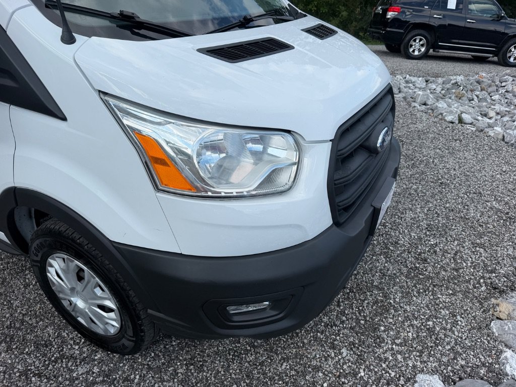 2022 Ford Transit Cutaway Base - Photo 11