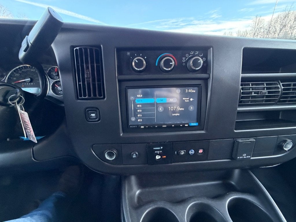 2019 Chevrolet Express Passenger LS - Photo 24